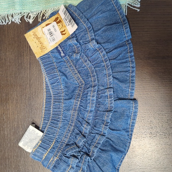 SET Denim Wrangler 0-3 jeans and skirt - Picture 3 of 3